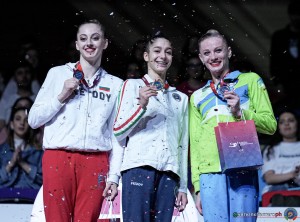 app podium clubs ph simone ferraro sfa03248 copia